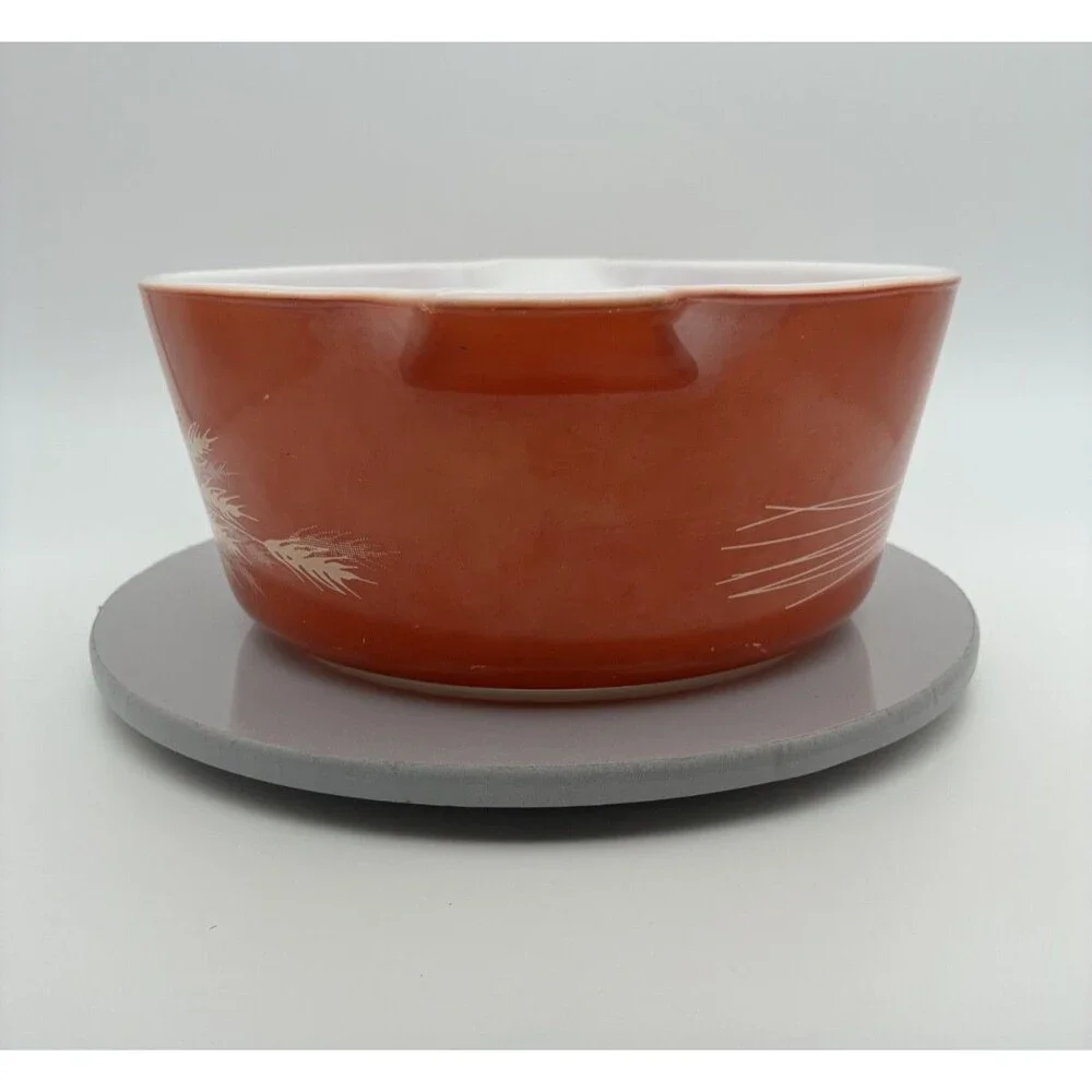 Vintage Pyrex 475-B  Autumn Harvest Wheat Casserole Dish Bowl No Lid 2.5 Qt.